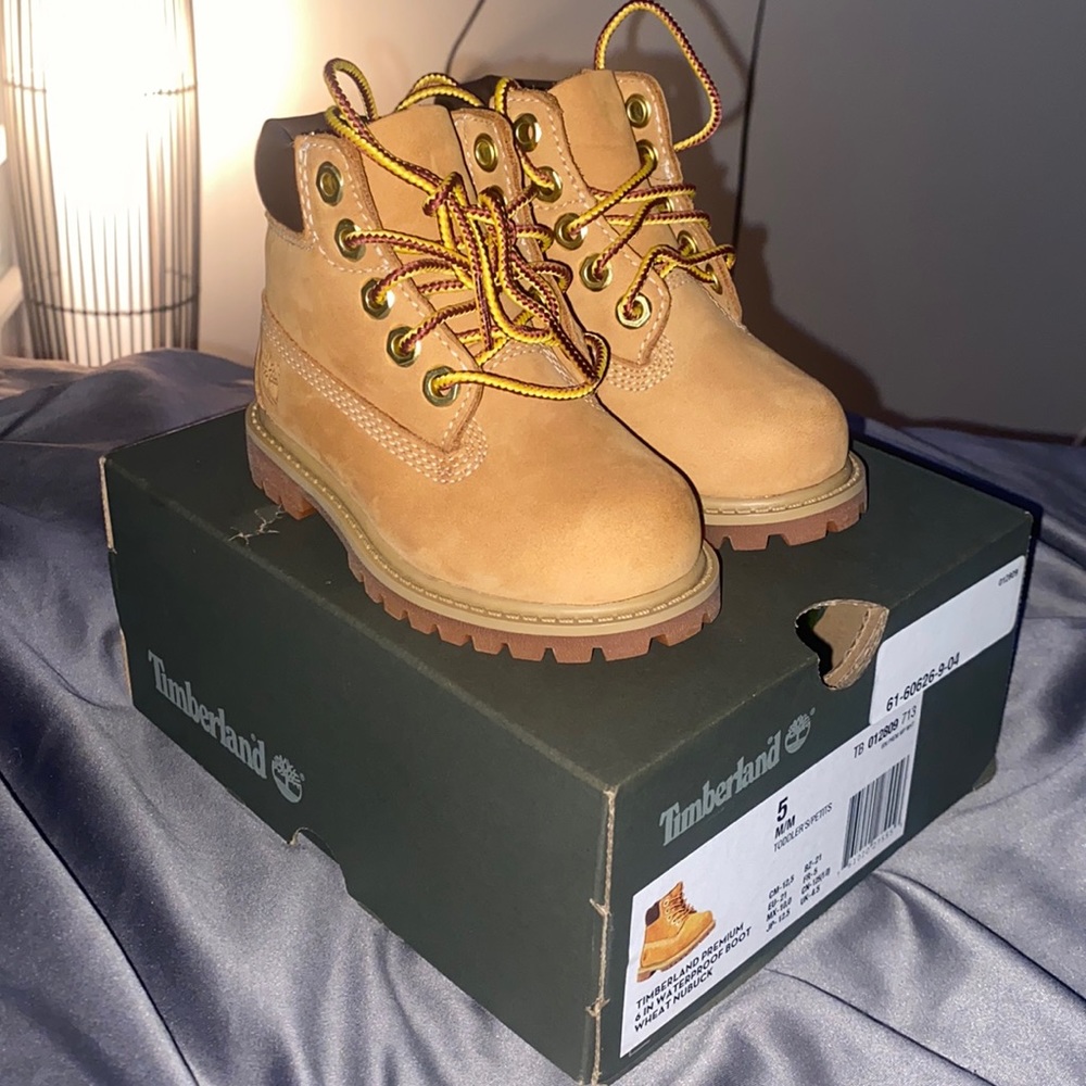 Never Worn Timbs 5c